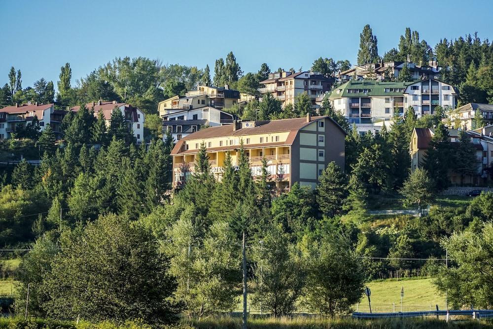 Family Hotel Como 리비손돌리 외부 사진